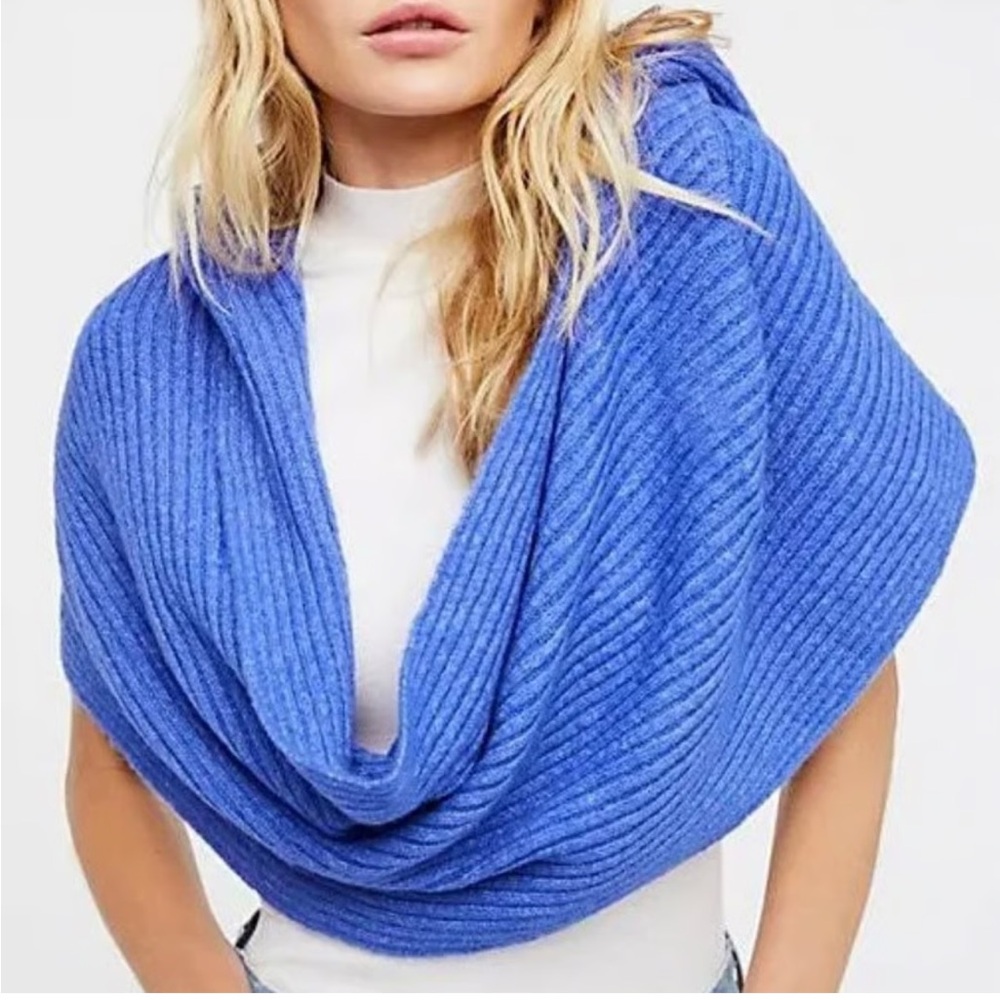 FREE PEOPLE BLUE BOTTOM LINE HOODED RIB INFINITY WRAP SCARF KNIT SHAWL OS